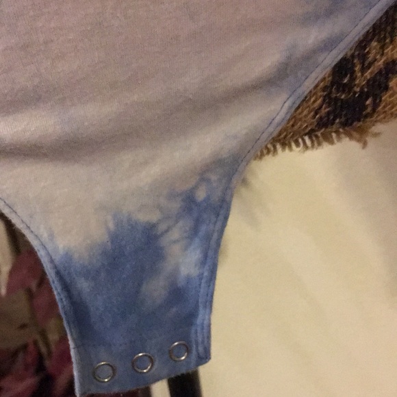 Blue and white PINK Bodysuit - Picture 3 of 7